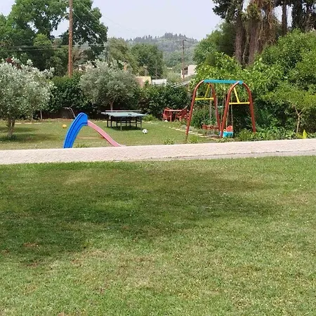 Red In * Kompítsion